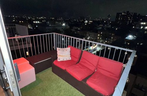 Bedford-Stuyvesant Condo | 2-bedroom Duplex condo in delightful Brooklyn with beautiful city highline views