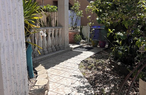 The Roads House | 2 bedroom Miami escape close to Little Havana, Wynwood and Miami Beach