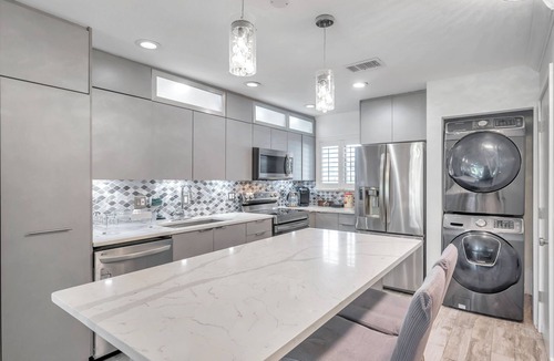 Wesley Chapel Condo | 2-bedroom modern condo on the golf course perfect for relaxing getaways