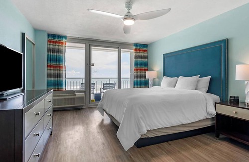 Daytona Beach Shores Condo | 2 Bedroom Oceanfront Condo, Sleeps 6, Daytona Seabreeze Resort!