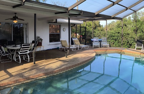 Southgate House | 2-bedroom Private house in charming Sarasota with Waterway breeze