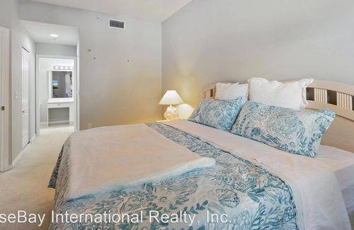 Sarasota Apartment | 2 Bedroom Single family 427910 by Houzlet