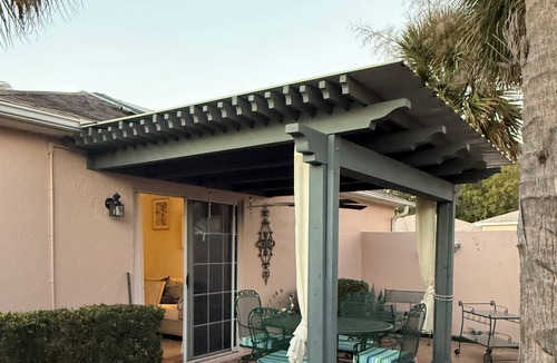 Rio Ranchero House | 2 BEDROOM VILLA LOCATED BTW LAKE SUMTER & SPANISH SPRINGS GOLF CART INCLUDED
