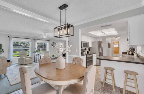 Sarasota Springs House | 2 Blocks from Legacy Trail + Pool + Pool Table