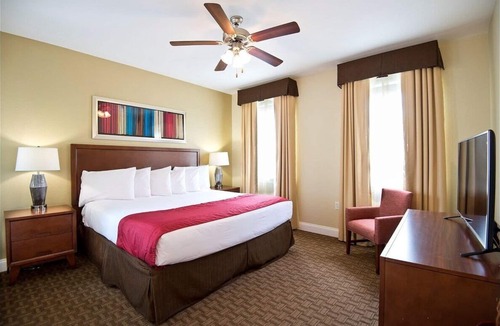 Kissimmee Resort | 2 BR/2 BA Aug 1-8 Stay 4 nights/Get 3 free Calypso Cay Resort near Orlando, FL