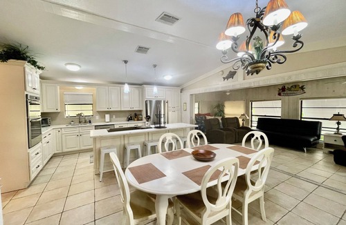 Little Torch Key House | 2 BR/2 BA Canal Home in Little Torch Key - Big Boat Access and Dockage