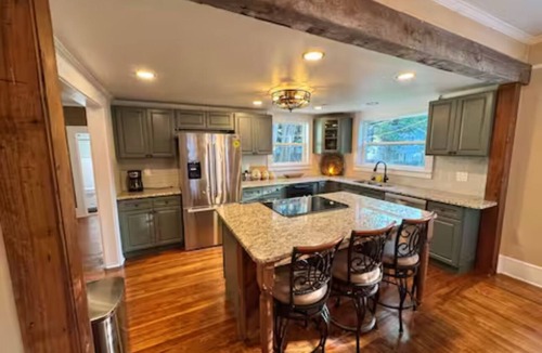 Dunnellon House | 2 Historic Victorian Homes 2 doors apart by Rainbow river World Equestrian Ctr