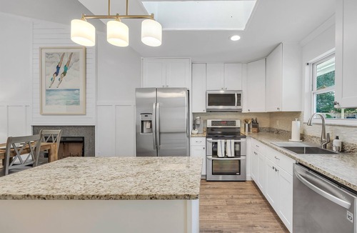 Jacksonville Beach House | 2 homes 2 Pools 2 Courts Sleeps 18