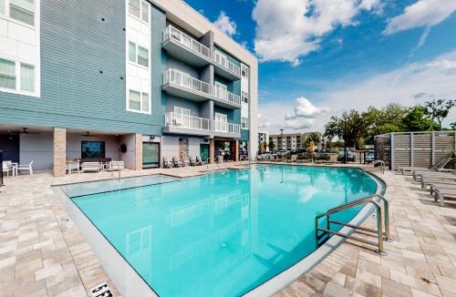 Gainesville House | 2 Mi to UF Campus! Dog-Friendly Condo w/Pool