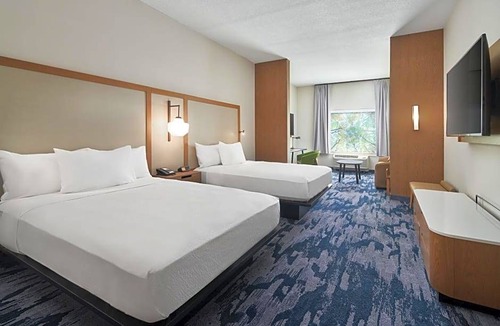 Riverview Hotel | 2-Star Hotel ∙ Fairfield Inn & Suites Tampa Riverview