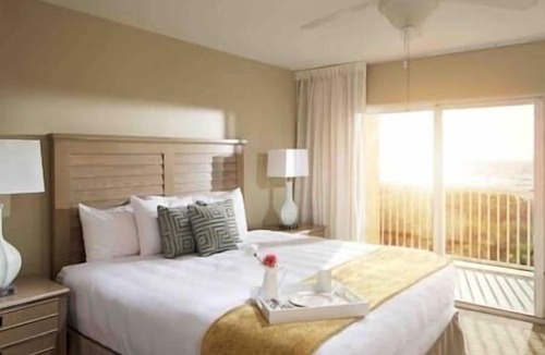 Marco Island Hotel | 2 The Charter Club, Beach, Hot Tub, Pool, Beach!
