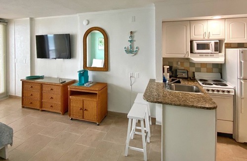 Halifax Estates Apartment | 20% OFF! - Beautiful Ocean Front Studio in Daytona Beach!