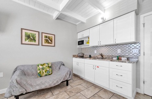 Fort Walton Beach Condo | 202 Tropical Isle Studio Suite- Steps to Beach! JULY SALE