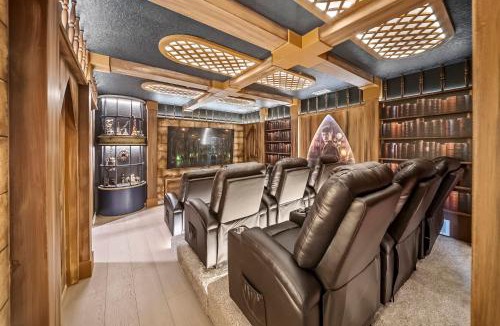 Four Corners House | 2026 NEW Themed 10BD At Windsor Cay