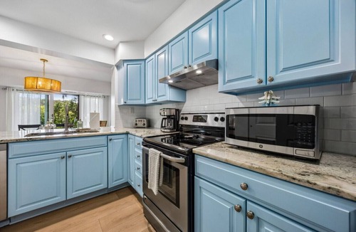 Fernandina Beach Villa | 2039 - Beachwood Sanctuary: Cozy Walk-to-Beach Villa