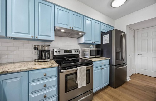 Fernandina Beach Villa | 2039 - Beachwood Sanctuary: Cozy Walk-to-Beach Villa