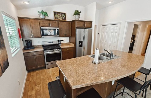 Wildwood House | 2289 Patricia Place - McClure