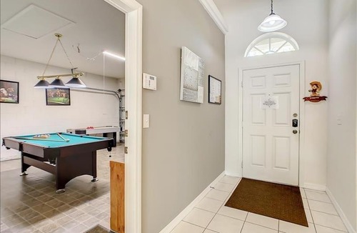 Four Corners House | 24 Rolling House