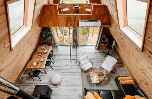 Roscoe House | 25-Acre Private Retreat w UTV, Hot Tub, Fire Pit, Trails & Stunning Views