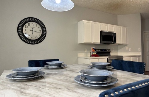 Sunset Ridge House | 25% Off Sunset Themed Retreat!