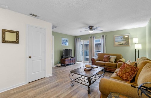 Madeira Beach Apartment | #250G Madeira Beach Yacht Club