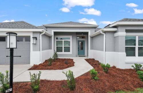 Wildwood House | 2657 Z5 VILLAGE OF RICHMOND by REMAX Premier
