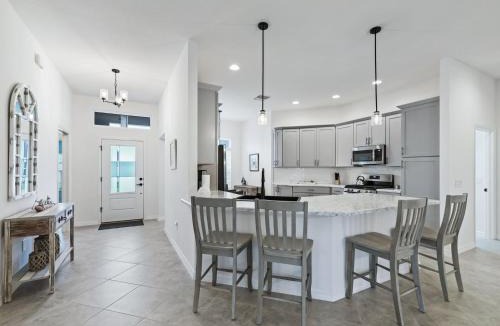 Wildwood House | 2657 Z5 VILLAGE OF RICHMOND by REMAX Premier