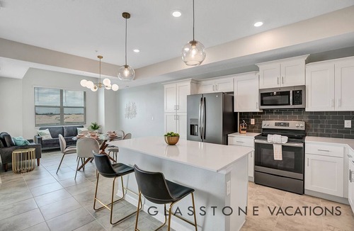 Kissimmee Condo | 2BD/2BA condo close to Disney at Storey Lake #96