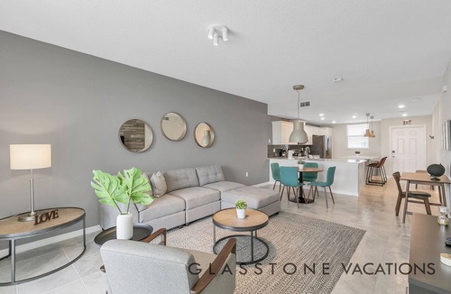 Kissimmee Condo | 2bd/2ba condo close to Disney, Storey Lake