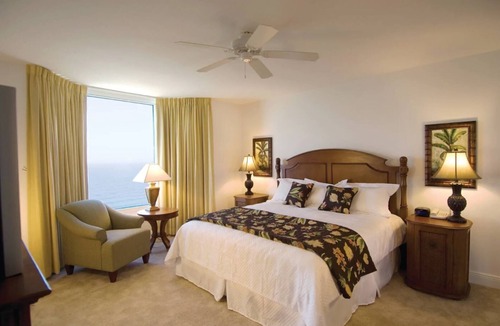 Panama City Beach Hotel | 2BD/Panama City Beach - Oceanfront View with Full Kitchen, Pools, Bar, and More!
