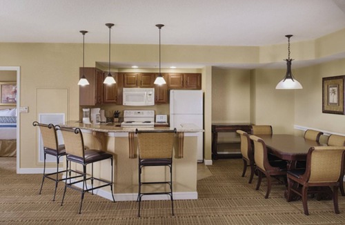 Lake Buena Vista Resort | 2BR-Dlx Inside Disney Gates-5 Pools, 2 Lazy Rivers, SPLASH Pad, Mini Golf + MORE