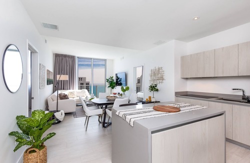 Hollywood South Central Beach Condo | 2BR Penthouse Ocean View Suite at Hyde Beach House Luxury Condo-Resort