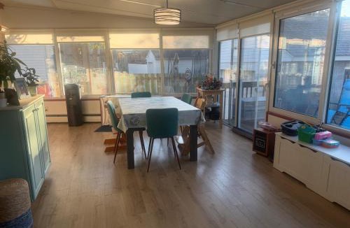 Fair Lawn House | 2BR Private Basement Near MetLife - Sleeps 5 - NYC Bus