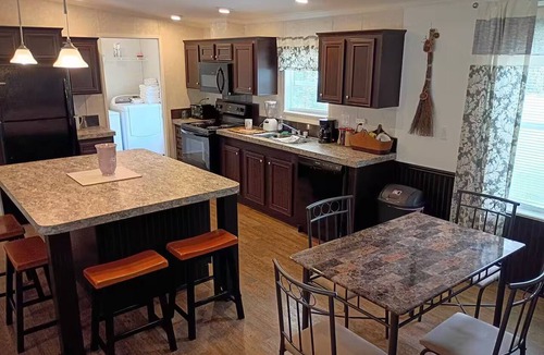 Inverness House | 3/2 home close to all Springs and Rivers, pet friendly.