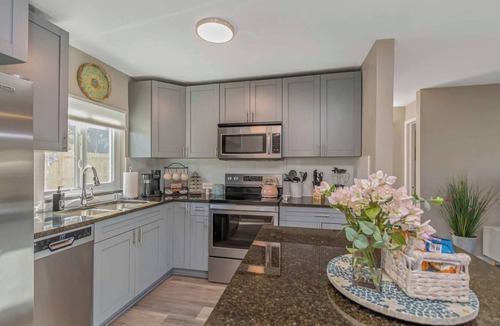 Bearss Plaza House | 3/2 king bed Gameroom CloseBush Gardens USF&Moffit