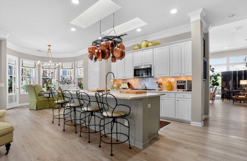 Okatie House | 3 bd 3 bth home in upscale Riverbend within walking distance to Okatie River