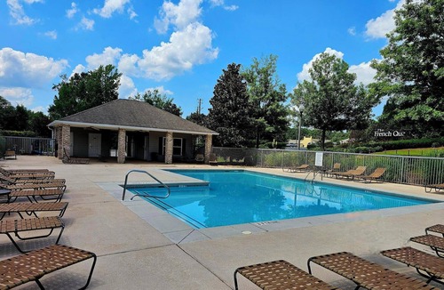 Auburn Condo | 3 bed/3 bath condo close to everything! 1.5 miles from Jordan-Hare Stadium