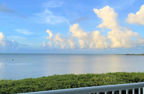 Key West Condo | 3 bedroom 2 bath Ocean front condo on marina with opt boat slip.