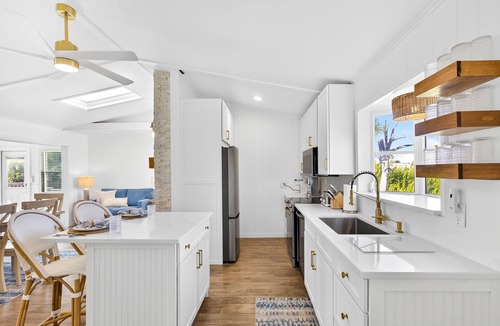 Sanibel House | 3-Bedroom, 3-Bath Private Home in Sanibel Steps to Beach 1 Week Minimum Rental