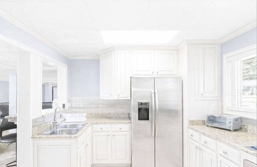 Dothan Apartment | 3 bedroom apartment with sauna and game room AC/Heat and pool access/laundry