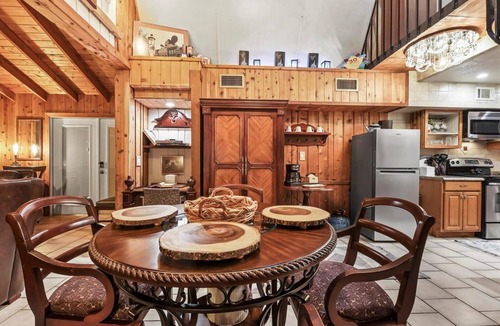 Clermont Cabin | 3-bedroom cabin in gorgeous Clermont with AC