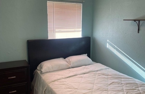 Pine Hills House | 3-bedroom house in charming Daytona Beach with pool and fast WiFi. Book now