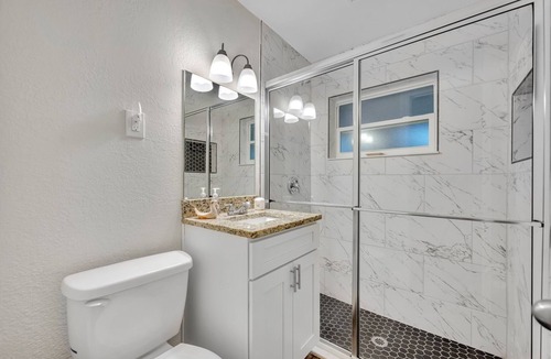 Pine Hills House | 3-bedroom house in charming Orlando with cool vibes and AC