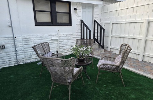 Bearss Plaza House | 3-bedroom house in charming Tampa with AC