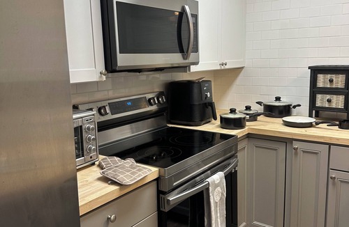 Edgewater House | 3-bedroom house in fabulous Edgewater FL - fully furnished