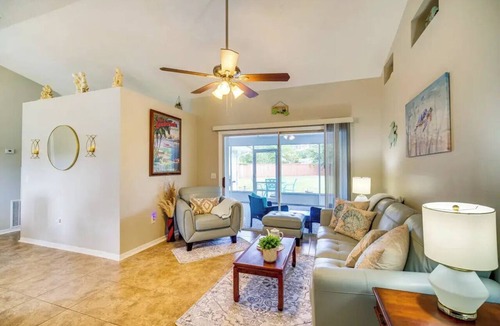 Melbourne House | 3-bedroom house in peaceful Melbourne with cool AC