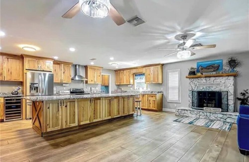Homosassa House | 3-bedroom house in wonderful Homosassa with WiFi, AC