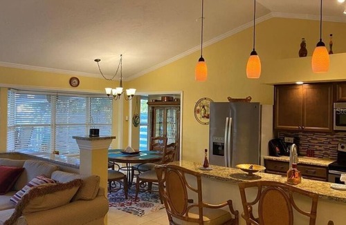 Trailer Estates Apartment | 3 Bedroom Single family 94791 by Houzlet