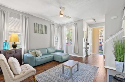 Crestwynd Bay House | 3 Bedrooms 25 Bathrooms Crestwynd Bay 7614Li