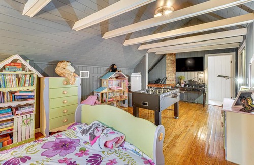 Historic District House | 3 Blocks to Ocala Square! Historic Home w/Hot Tub